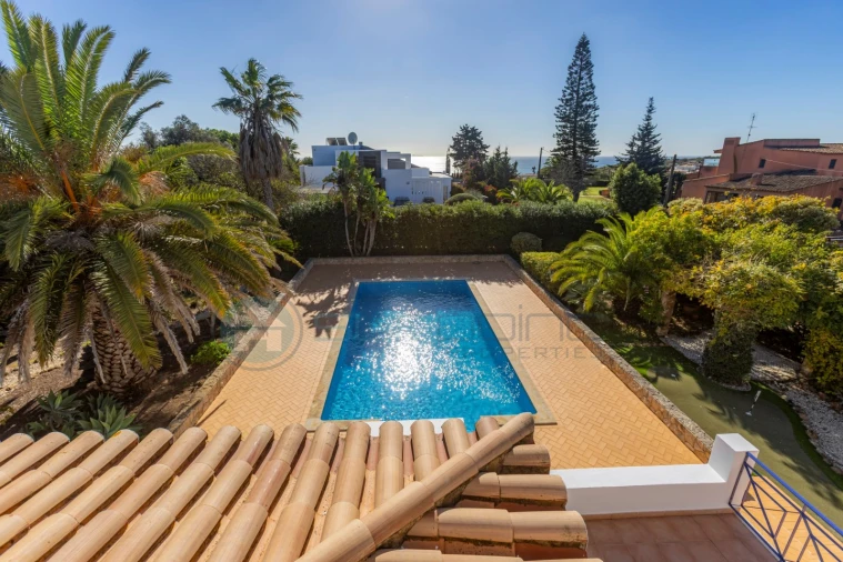 Moradia T4 para Venda em Luz Foto 4