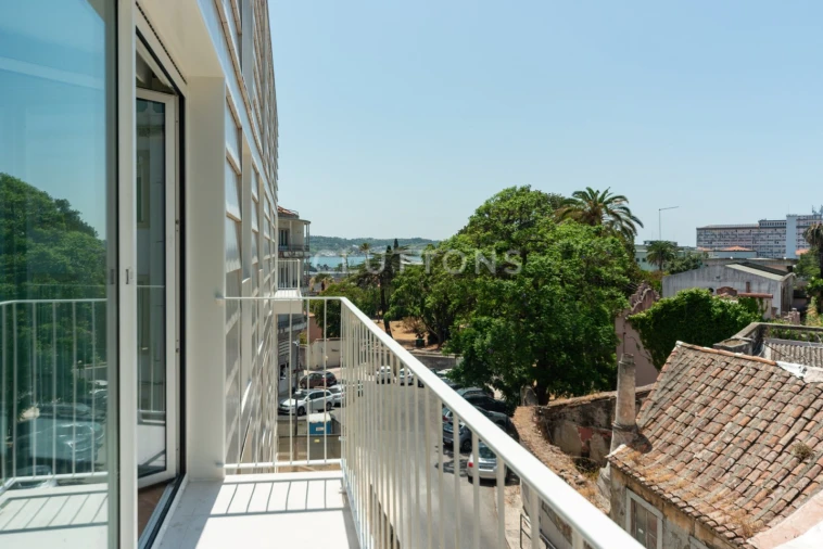 Apartamento T2 para Venda em Alcantara Foto 9