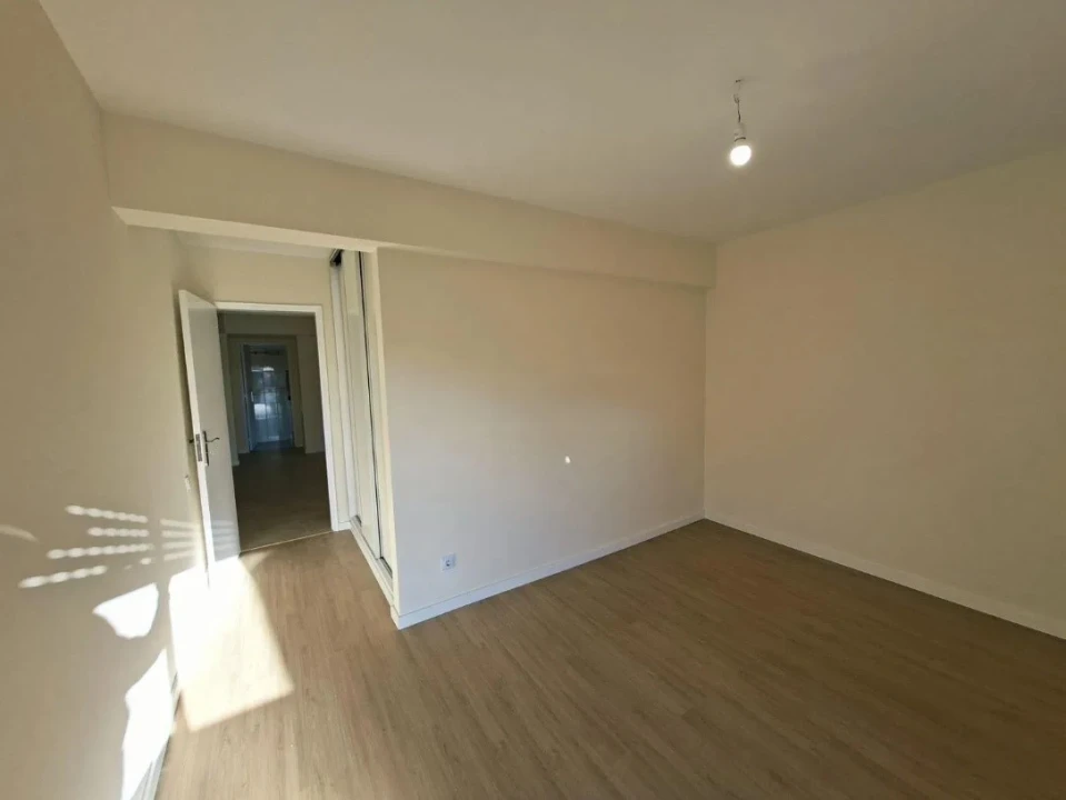 Apartamento T2 para Venda em Algueirão-Mem Martins Foto 3
