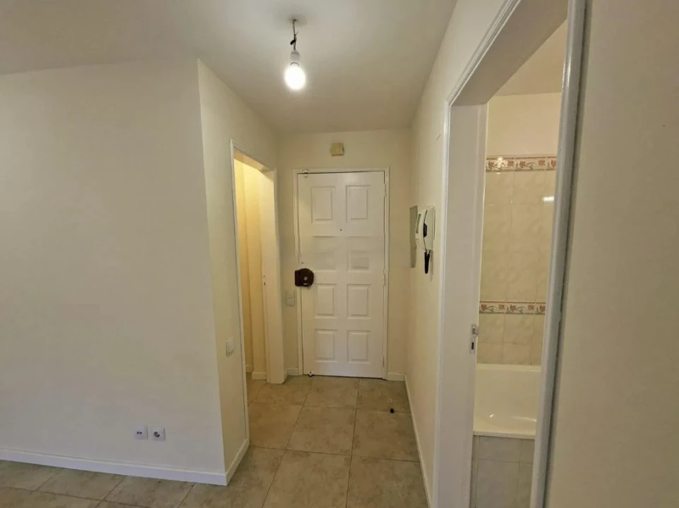 Apartamento T2 para Venda em Algueirão-Mem Martins Foto 18