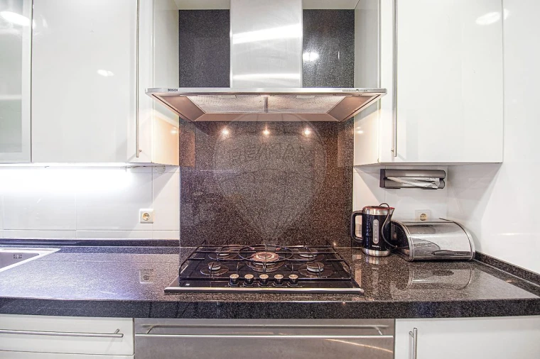 Apartamento T5 para Venda em Lumiar Foto 46