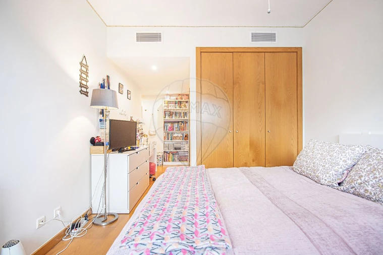 Apartamento T5 para Venda em Lumiar Foto 24