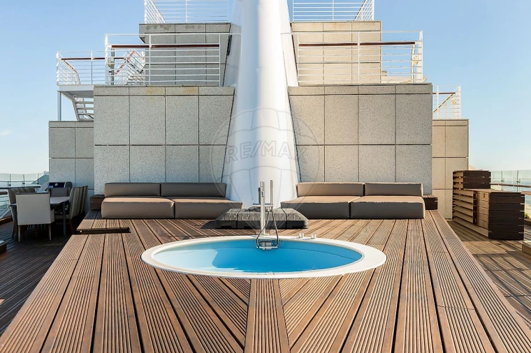 Apartamento T4 para Venda em Parque das Nações Foto 2