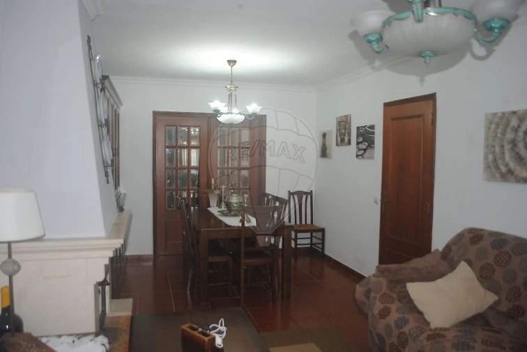 Moradia T3 para Venda em Alpiarça Foto 7