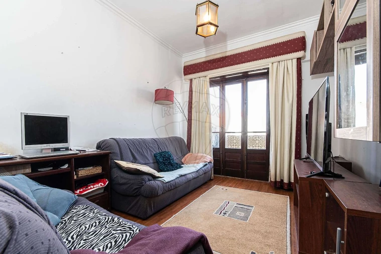 Apartamento T2 para Venda em Castanheira do Ribatejo e Cachoeiras Foto 9