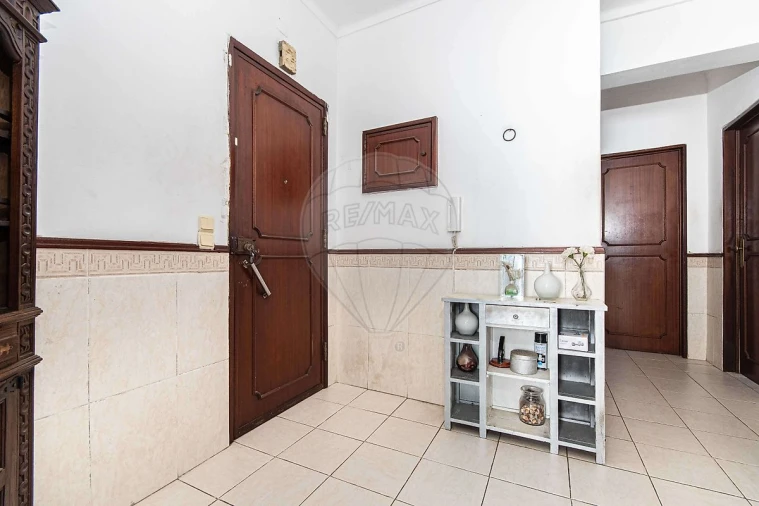 Apartamento T2 para Venda em Castanheira do Ribatejo e Cachoeiras Foto 14