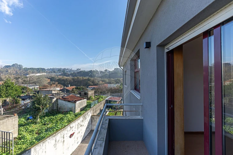 Apartamento T2 para Venda em Canidelo Foto 16