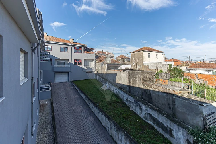 Apartamento T2 para Venda em Canidelo Foto 15