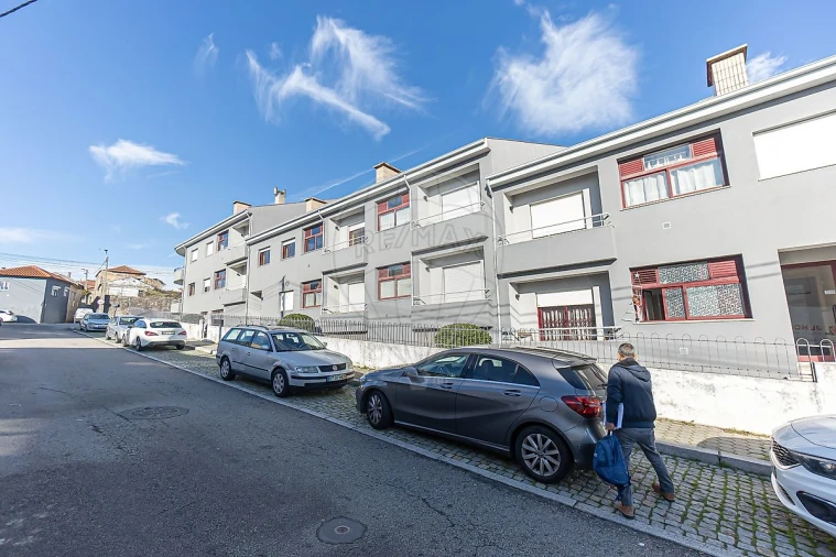 Apartamento T2 para Venda em Canidelo Foto 34