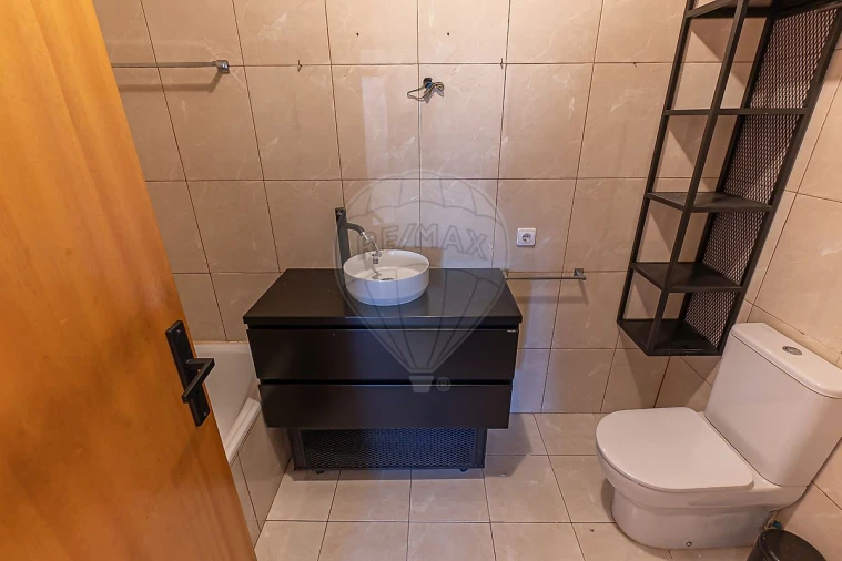 Apartamento T2 para Venda em Canidelo Foto 25