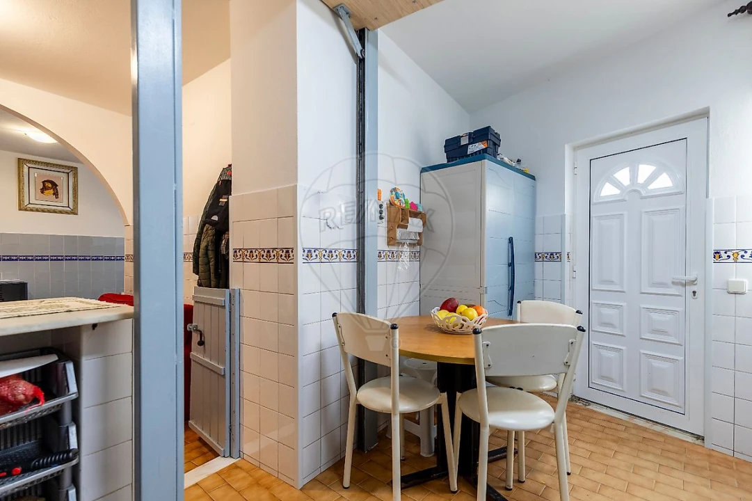 Moradia T2 para Venda em Ramalhal Foto 6