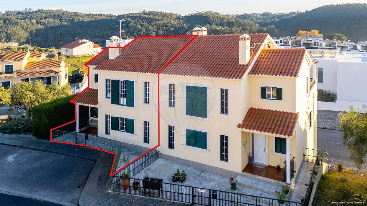 Moradia T3 para Venda em Mafra Foto 1