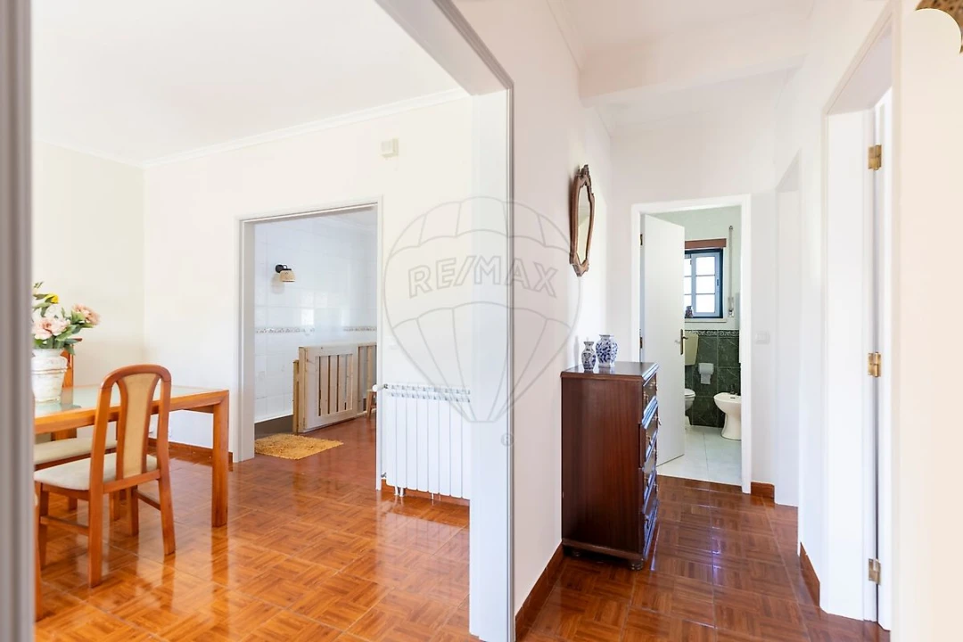 Moradia T4 para Venda em Campelos e Outeiro da Cabeça Foto 26