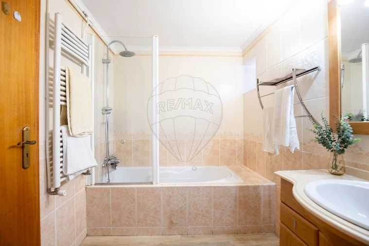 Moradia T4 para Venda em Campelos e Outeiro da Cabeça Foto 25