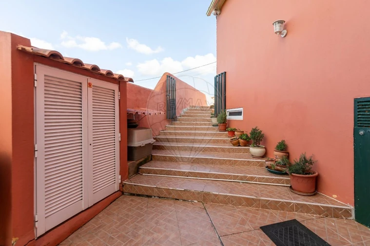 Moradia T4 para Venda em Campelos e Outeiro da Cabeça Foto 30