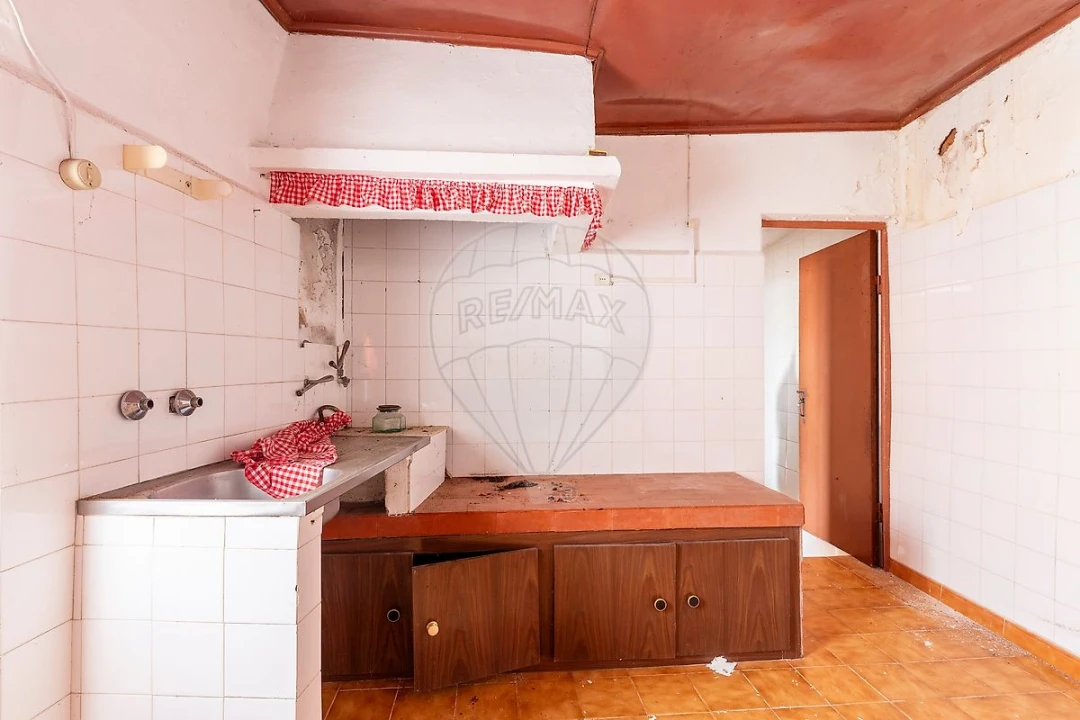 Moradia T2 para Venda em Campelos e Outeiro da Cabeça Foto 8