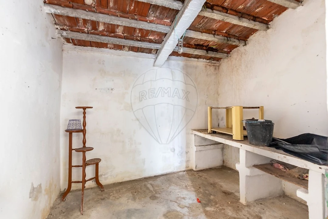 Moradia T2 para Venda em Campelos e Outeiro da Cabeça Foto 10