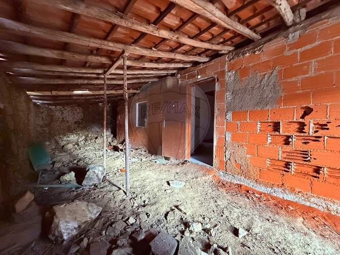 Moradia T3 para Venda em Dois Portos e Runa Foto 13