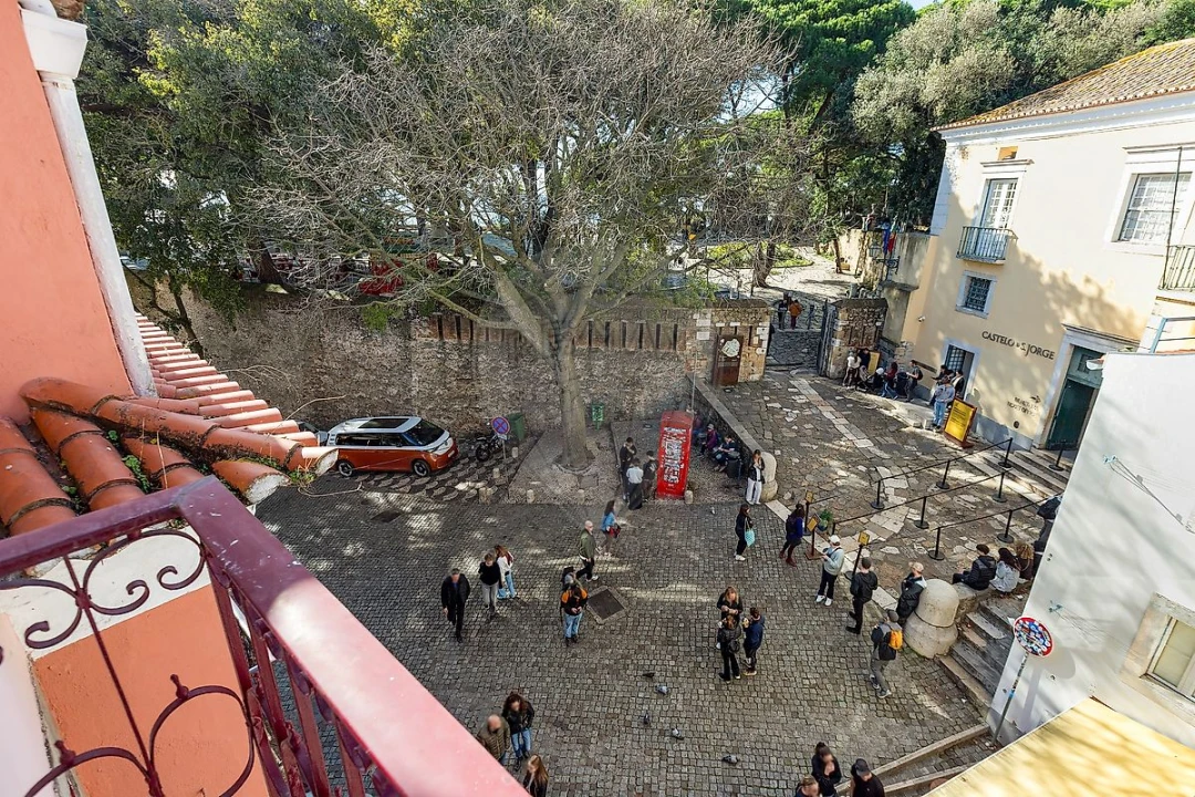 Apartamento T2 para Arrendamento em Santa Maria Maior Foto 15