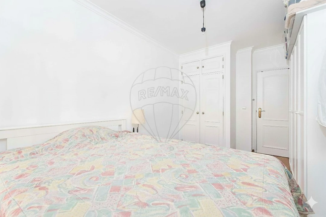 Apartamento T2 para Venda em Póvoa de Santa Iria e Forte da Casa Foto 10