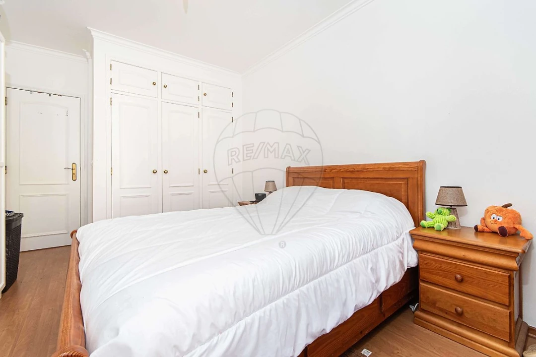 Apartamento T2 para Venda em Póvoa de Santa Iria e Forte da Casa Foto 13