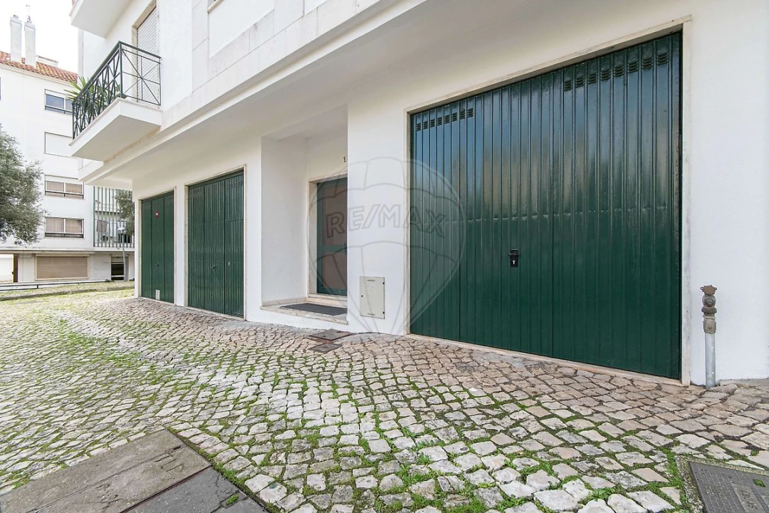 Apartamento T2 para Venda em Póvoa de Santa Iria e Forte da Casa Foto 17