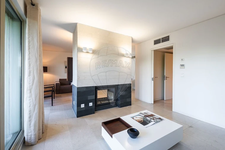 Apartamento T1 para Venda em Carvalhal Foto 11