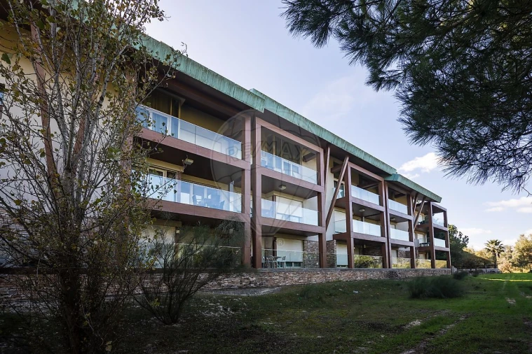 Apartamento T1 para Venda em Carvalhal Foto 6