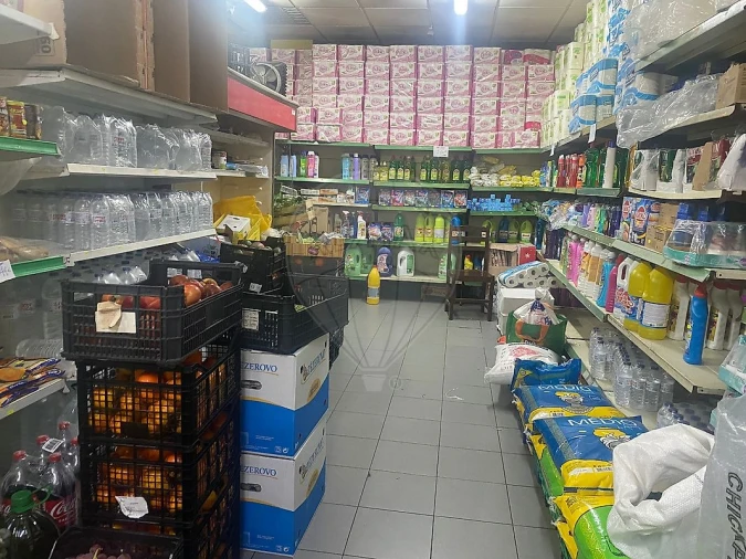 Loja para Venda em Pontinha e Famões Foto 16