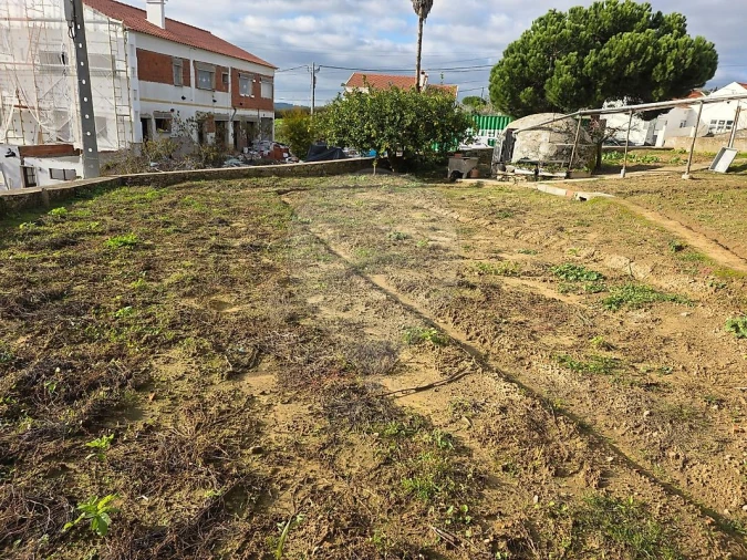 Terreno para Venda em Santo Quintino Foto 3