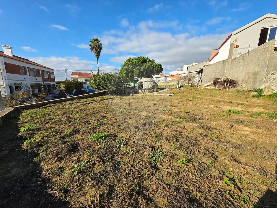 Terreno para Venda em Santo Quintino Foto 4