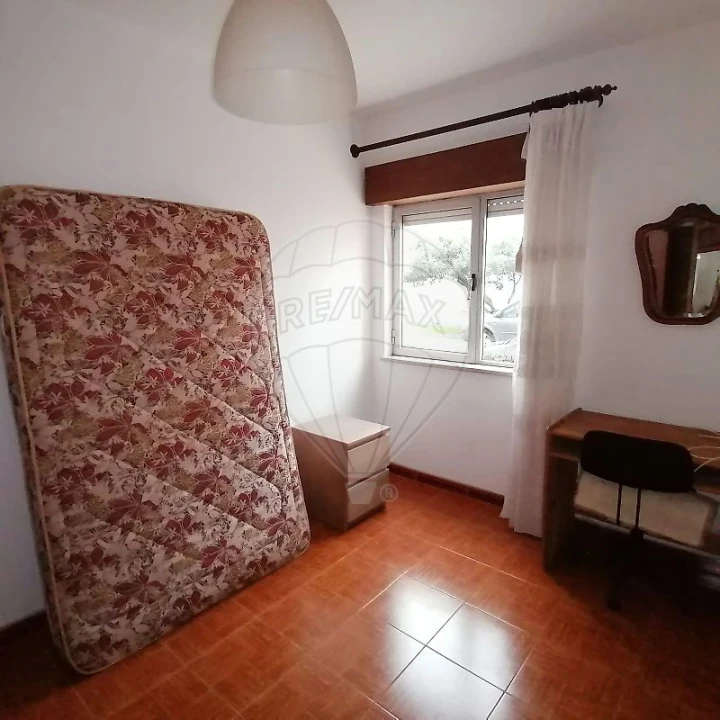 Apartamento T2 para Venda em São João Baptista e Santa Maria dos Olivais Foto 9