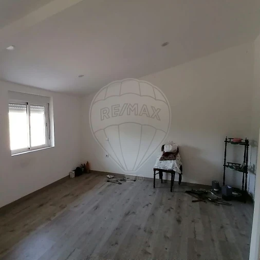 Moradia T3 para Venda em Fermentelos Foto 16