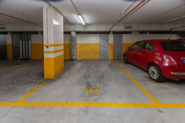 Apartamento T3 para Venda em Cedofeita, Santo Ildefonso, Sé, Miragaia, São Nicolau e Vitória Foto 30