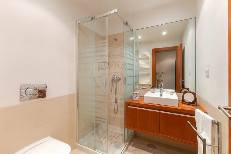 Apartamento T3 para Venda em Cedofeita, Santo Ildefonso, Sé, Miragaia, São Nicolau e Vitória Foto 26