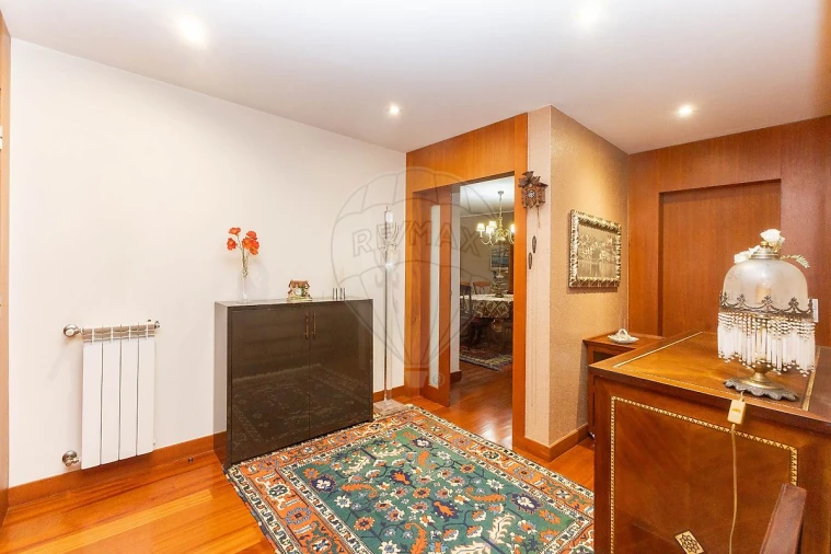 Apartamento T3 para Venda em Cedofeita, Santo Ildefonso, Sé, Miragaia, São Nicolau e Vitória Foto 7