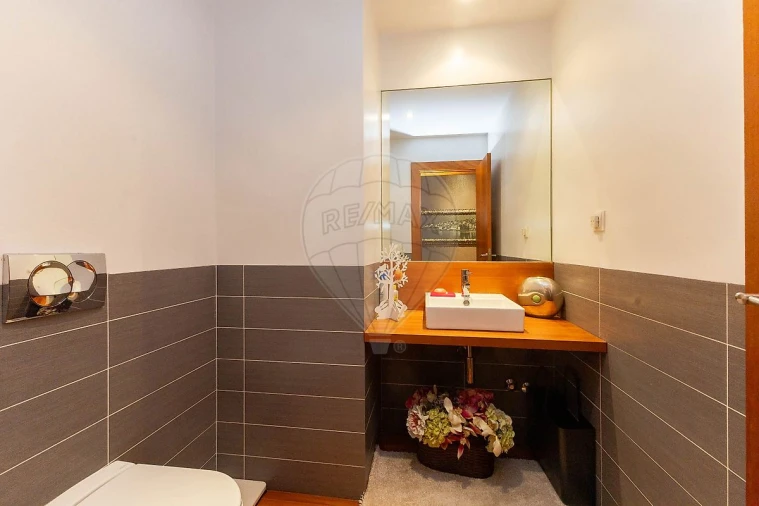 Apartamento T3 para Venda em Cedofeita, Santo Ildefonso, Sé, Miragaia, São Nicolau e Vitória Foto 16