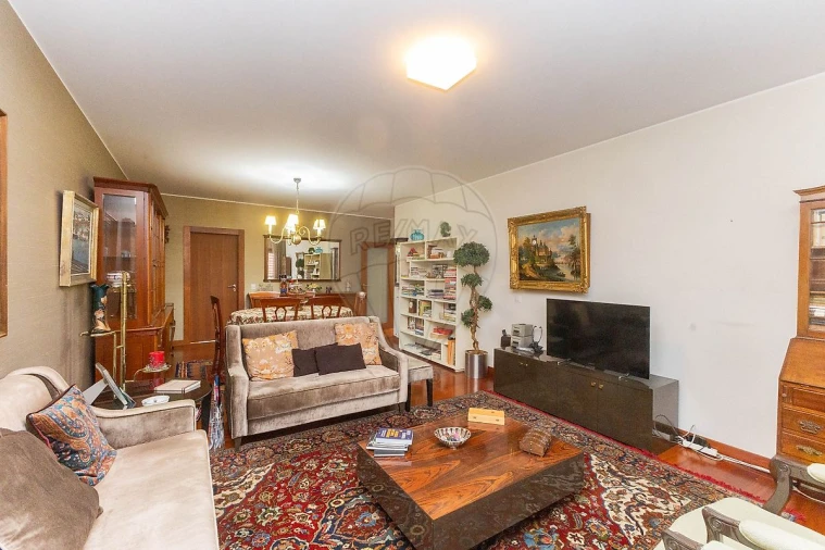 Apartamento T3 para Venda em Cedofeita, Santo Ildefonso, Sé, Miragaia, São Nicolau e Vitória Foto 13