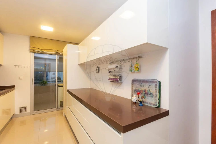 Apartamento T3 para Venda em Cedofeita, Santo Ildefonso, Sé, Miragaia, São Nicolau e Vitória Foto 11