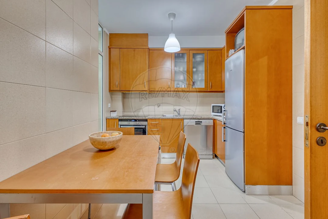 Apartamento T2 para Venda em Custóias, Leça do Balio e Guifões Foto 3