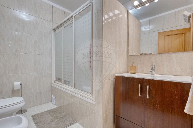 Apartamento T2 para Venda em Custóias, Leça do Balio e Guifões Foto 9