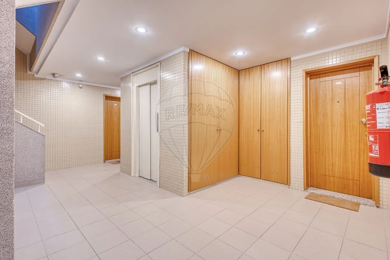 Apartamento T2 para Venda em Custóias, Leça do Balio e Guifões Foto 22