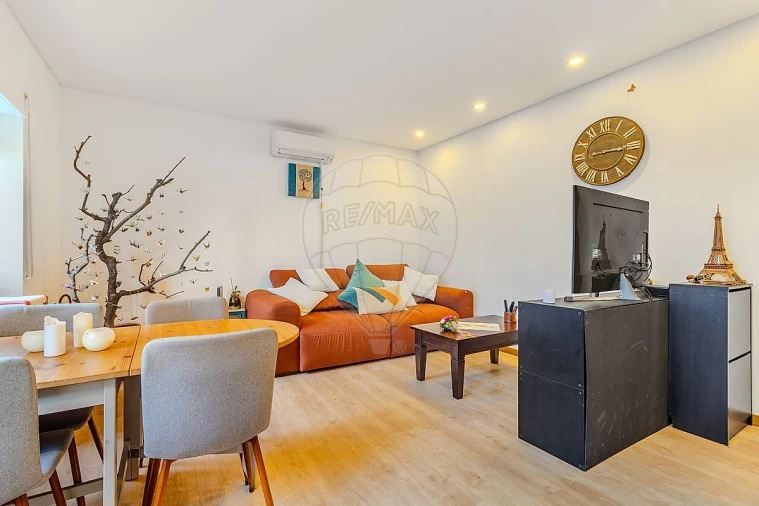 Apartamento T2 para Venda em Oliveira, São Paio e São Sebastião Foto 6