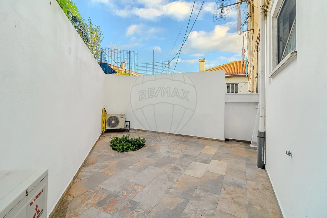 Apartamento T2 para Venda em Oliveira, São Paio e São Sebastião Foto 10