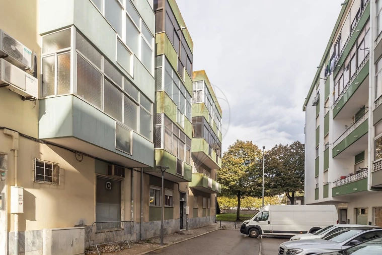 Apartamento T2 para Venda em Seixal, Arrentela e Aldeia de Paio Pires Foto 30