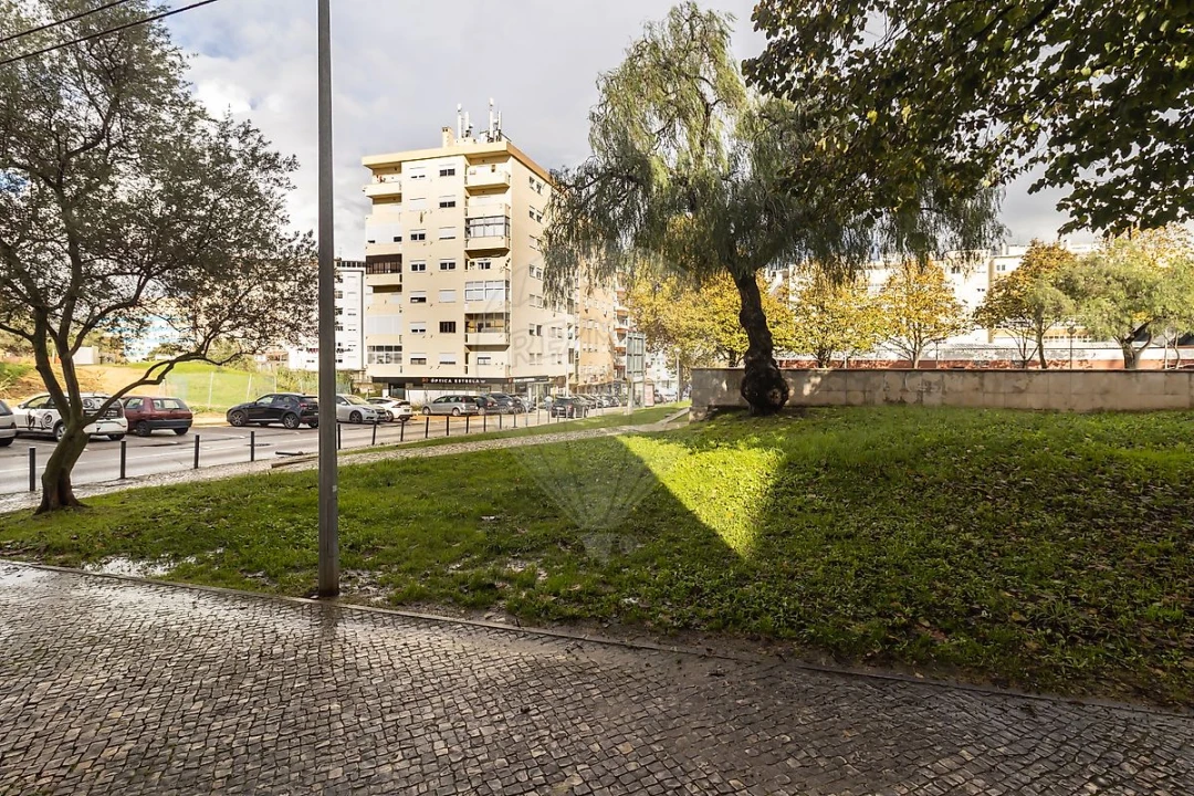 Apartamento T2 para Venda em Seixal, Arrentela e Aldeia de Paio Pires Foto 24