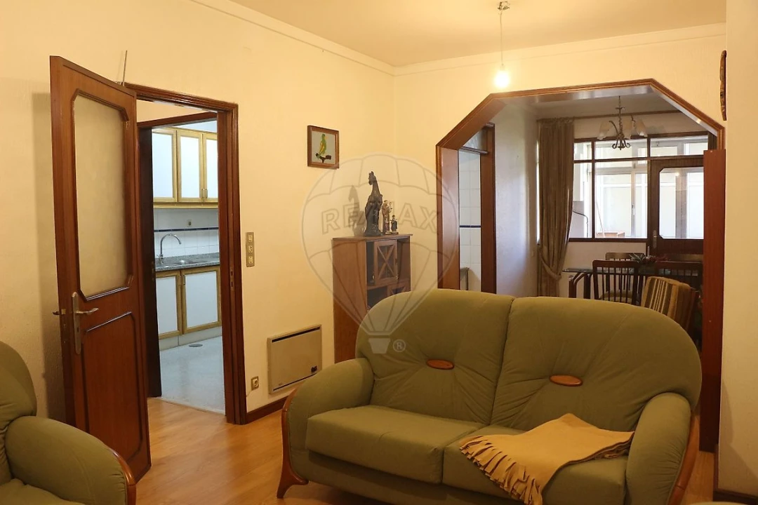 Apartamento T3 para Arrendamento em Espinho Foto 11