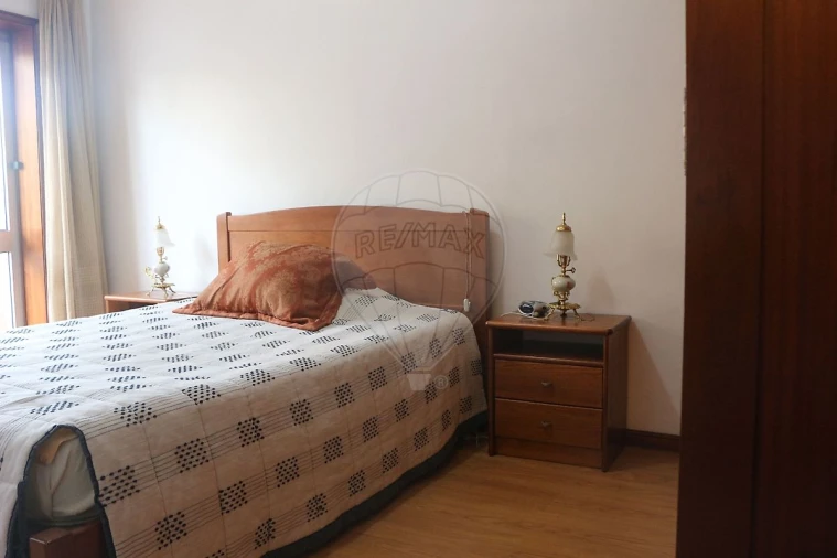Apartamento T3 para Arrendamento em Espinho Foto 21