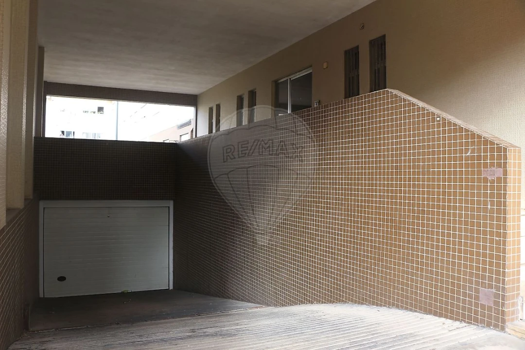 Apartamento T3 para Arrendamento em Espinho Foto 27