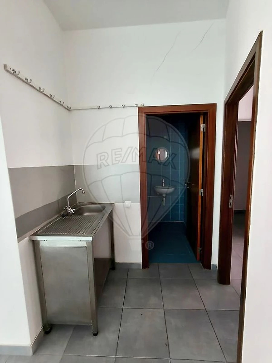 Loja para Venda em Cartaxo e Vale da Pinta Foto 6